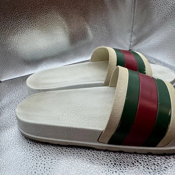 Size 10 - Gucci Pursuit Web Pool Beach Resort White Red Green Slides Sandals - Picture 2 of 9